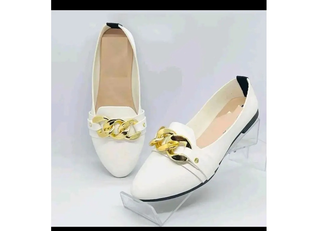 Ladies shoes