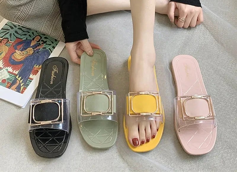 Slippers for girls