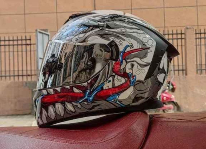 Vega Helmet