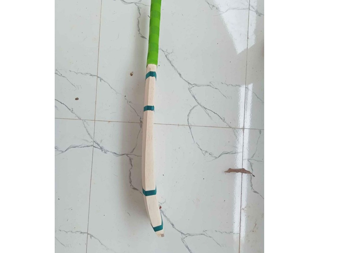 Cricket bat