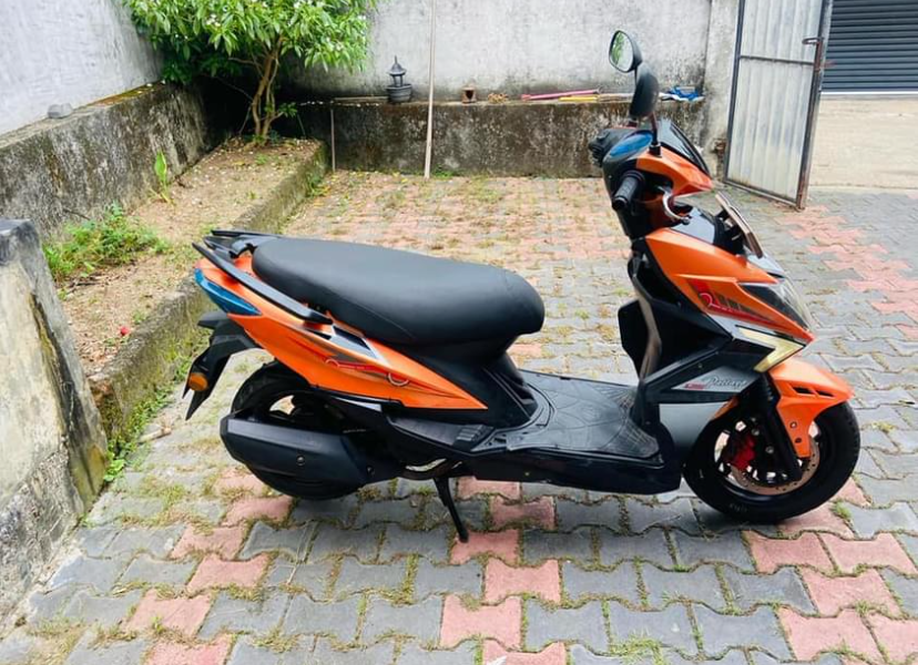 Ranomoto Scooty