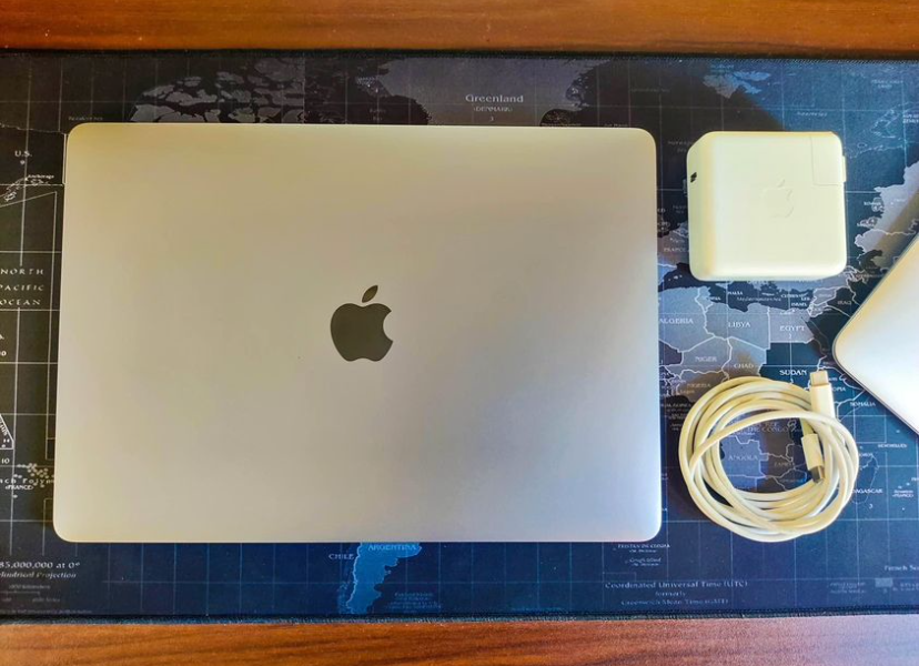 MacBook Pro 2017 | Original Charger