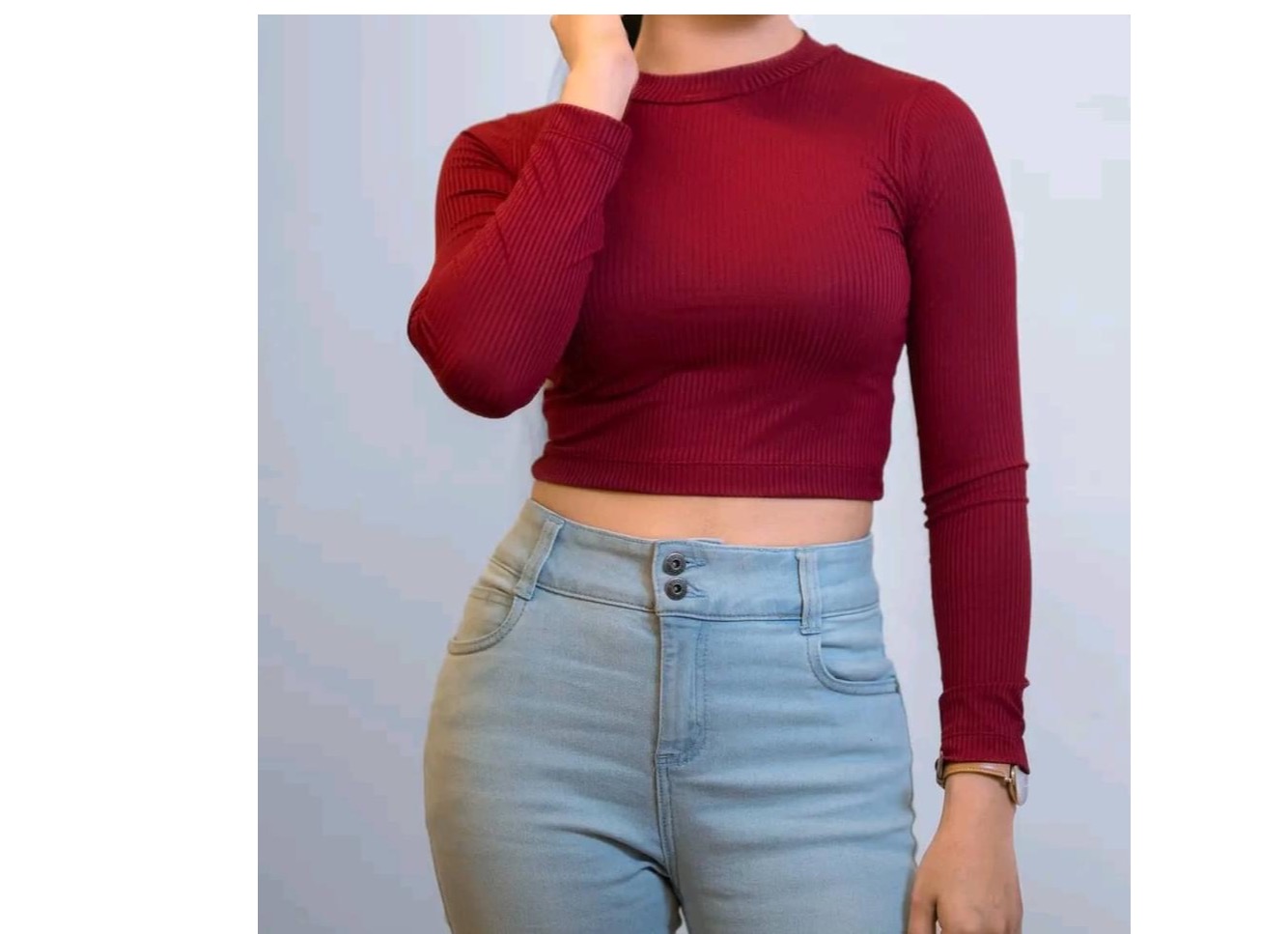 LONG SLEEVE RIBBED CROP TOP