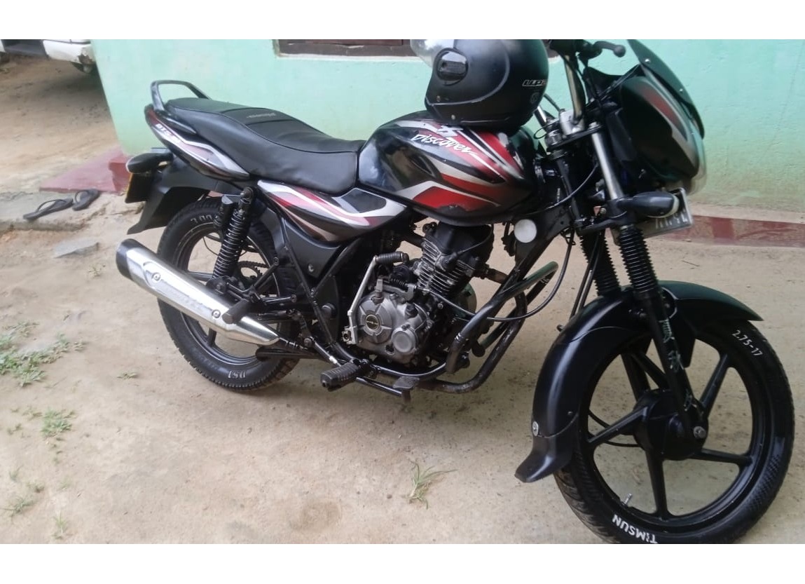 Bajaj Discovery 100