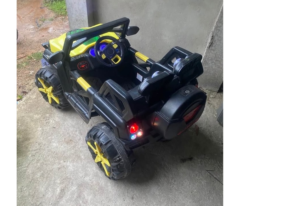 Kids Electric Car Rechargeble