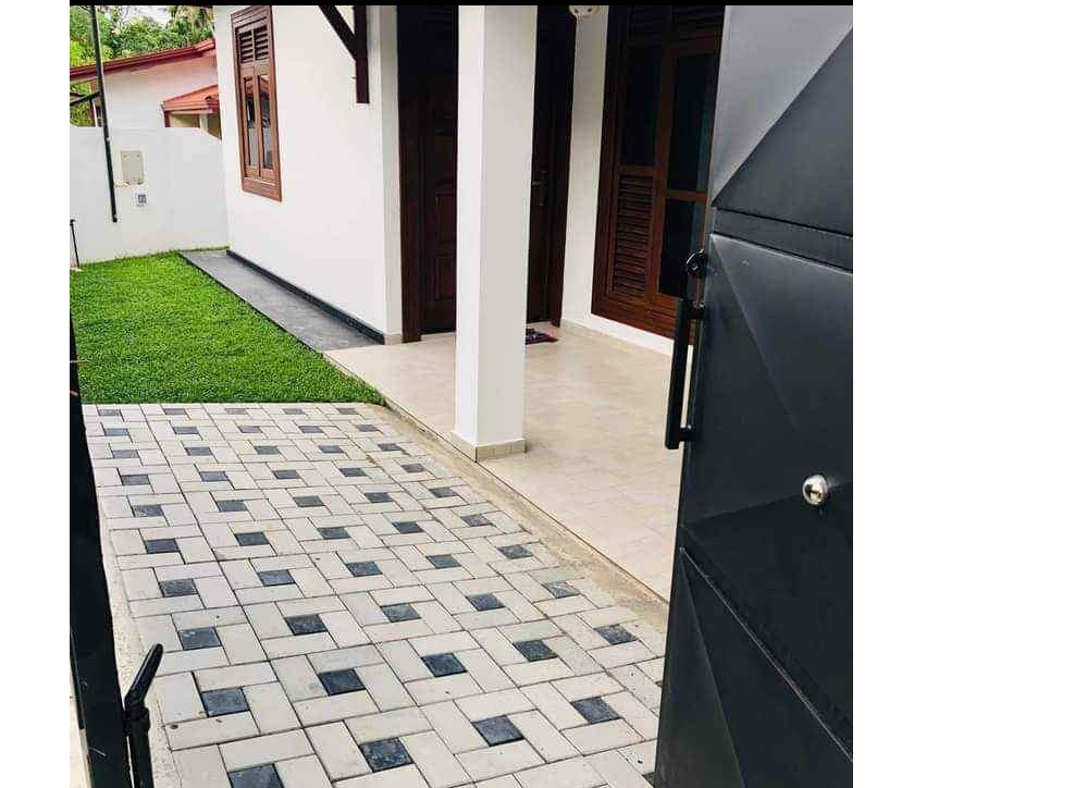 Interlock blocks paving Malaysian Australian grass