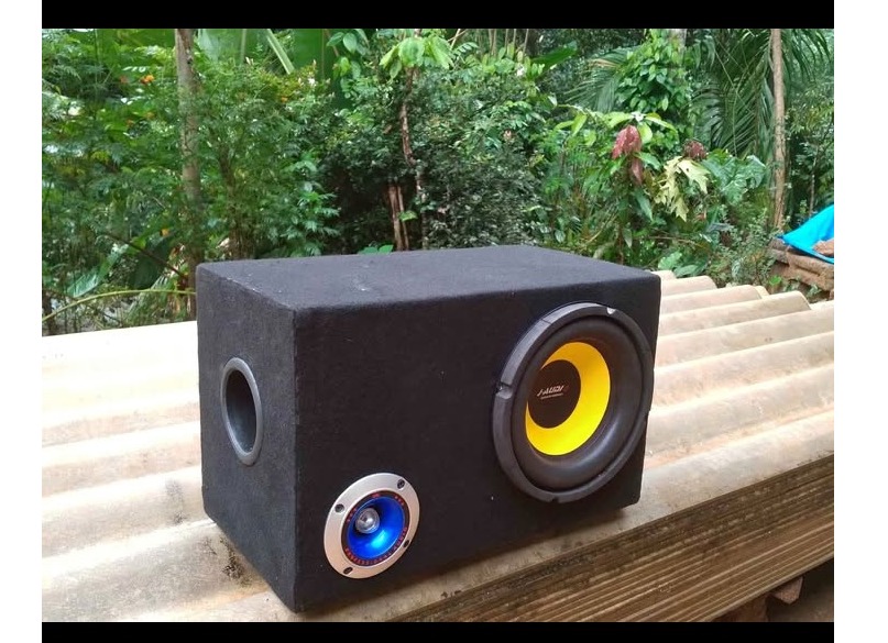 Subwoofer for tuk tuk