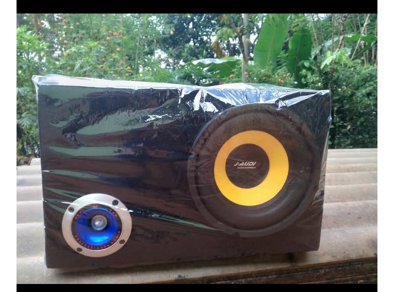 Subwoofer for tuk tuk