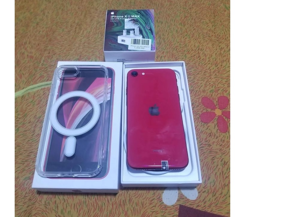 Apple se2 Red Colour