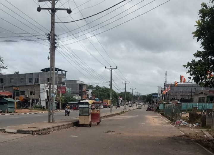 තඹුත්තේගම ආර්ථික මධ්‍යස්ථානය අසලම ව්‍යපාරික ස්ථානයක්