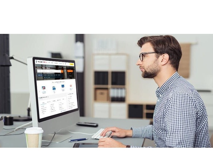 🙋 Need help (expert web designer)