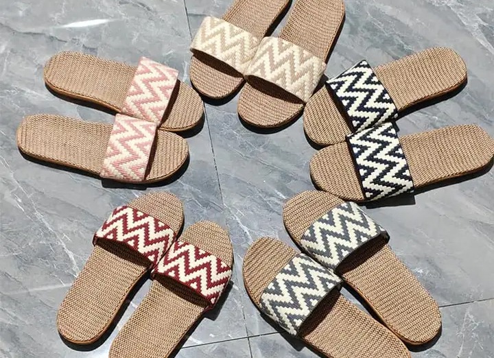 Ladies slippers