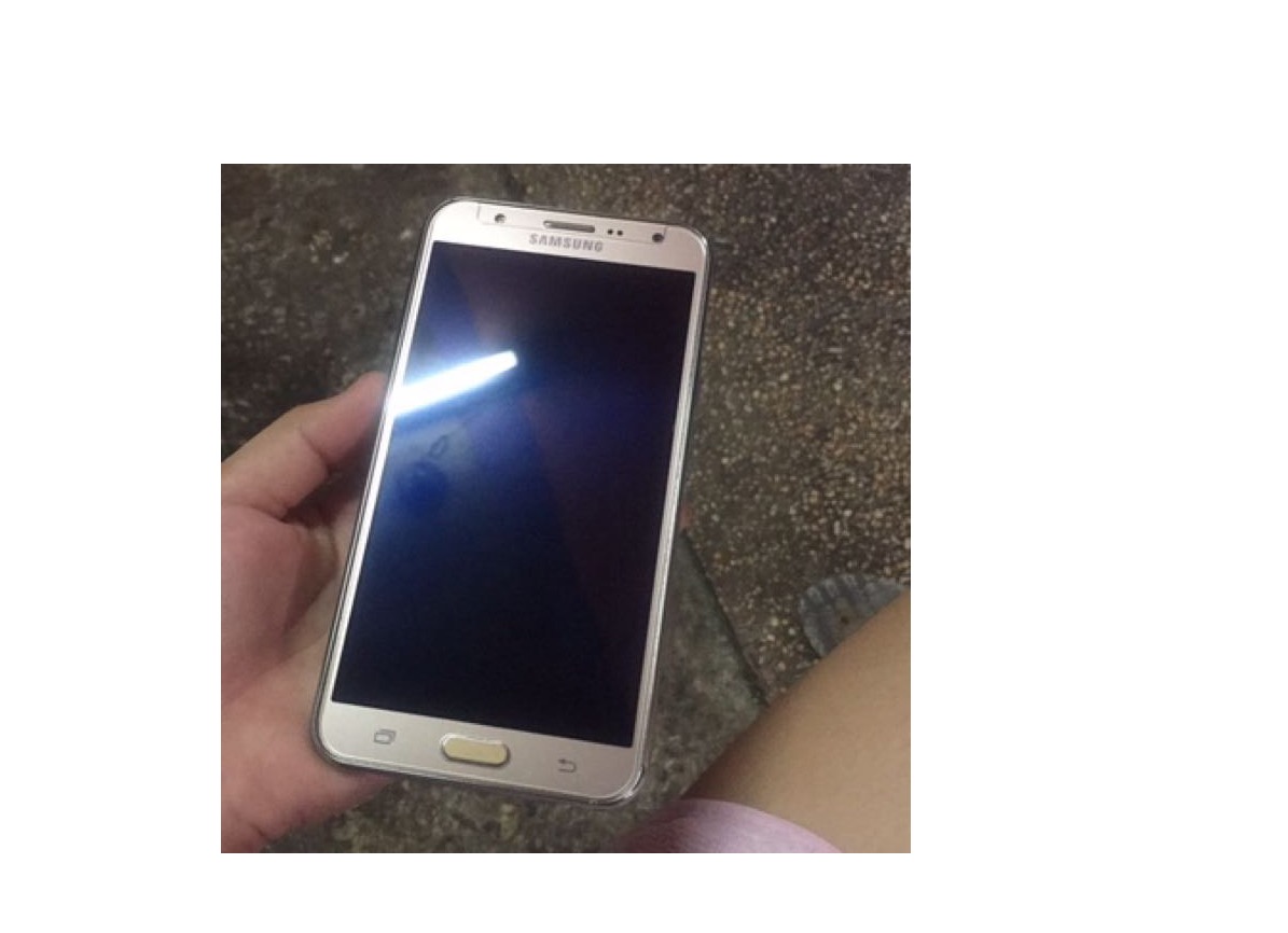 Samsung Galaxy J7
