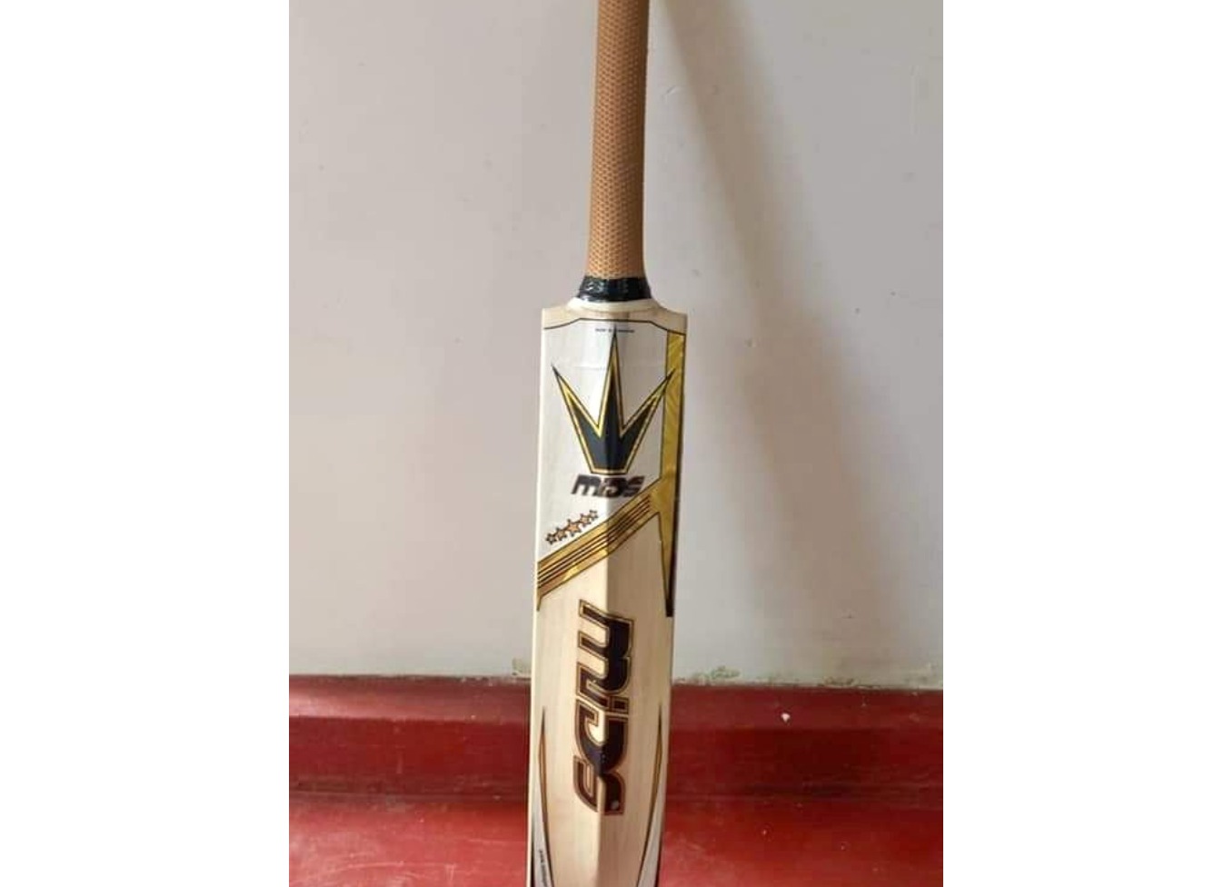 Mids bat
