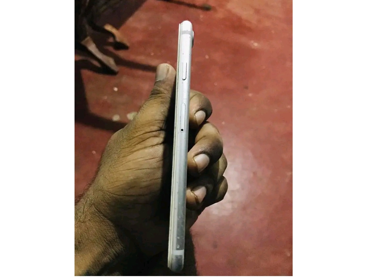 Apple iPhone 7 (Used)