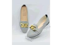 Ladies shoes