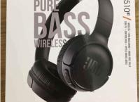 JBL bluetooth headphones