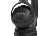 JBL bluetooth headphones