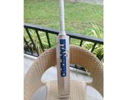 SF cricket bat