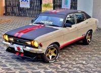 Nissan B211 Car