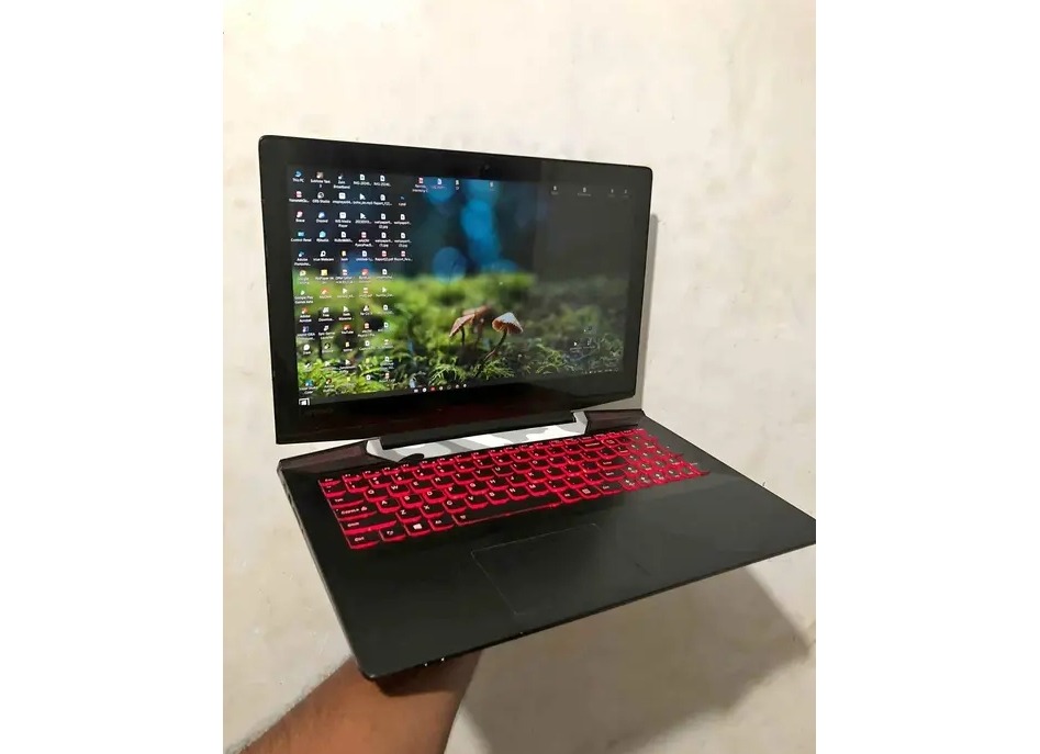 Lenovo Gaming Laptop Y700 15isk for sale ✅