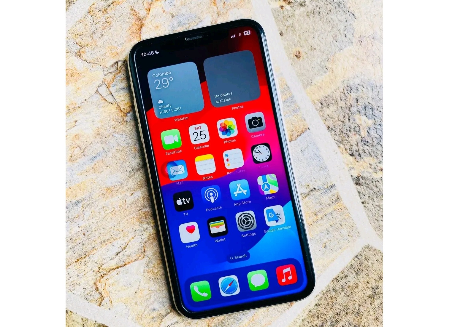 Apple iPhone 11 (Used)