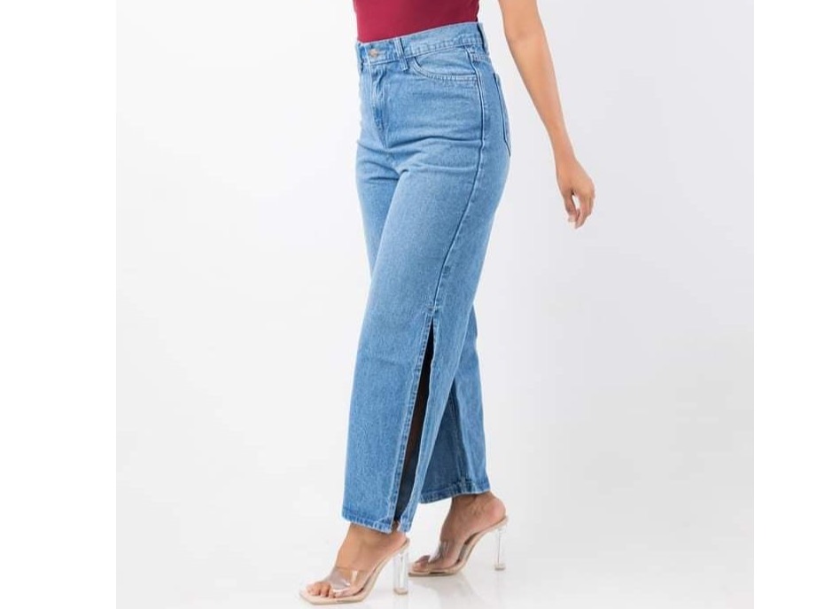 Item : High Waist Straight Leg Side Open Jeans