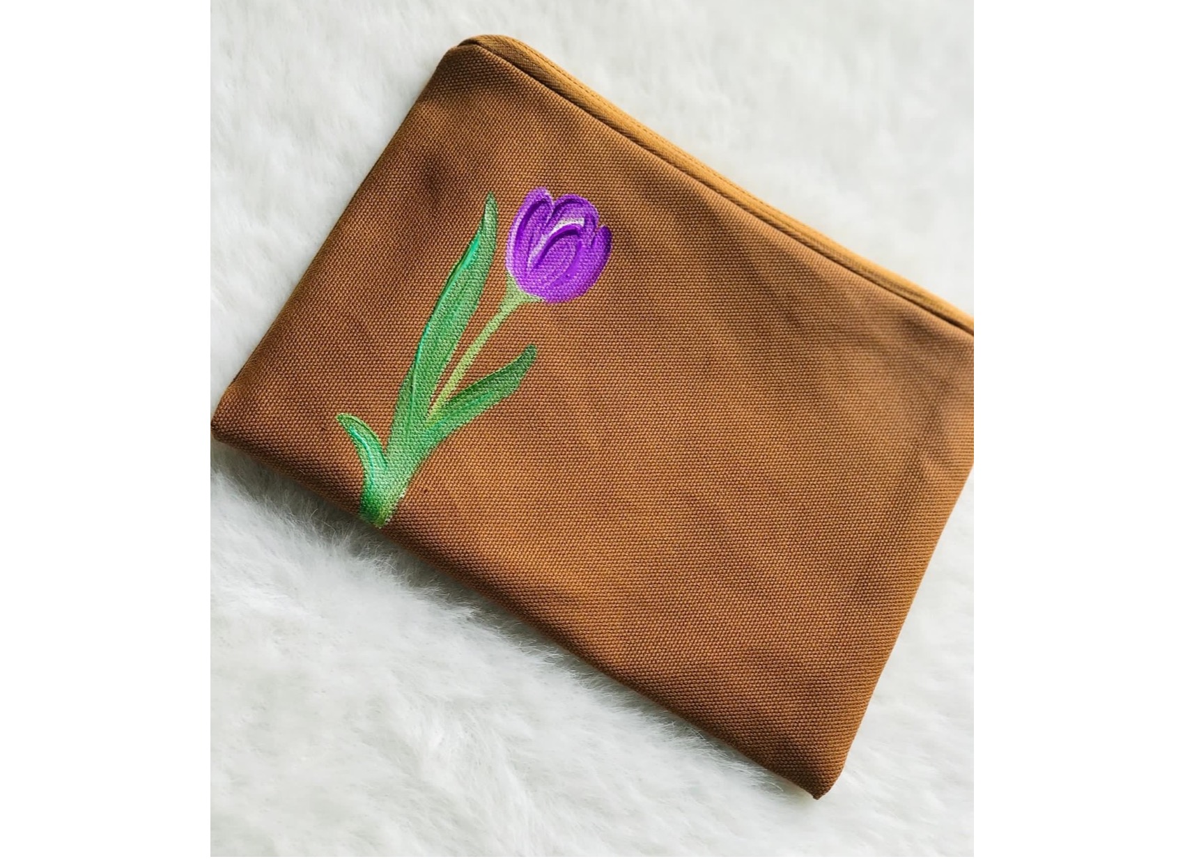 Tulip Pouch