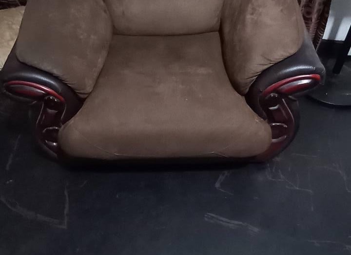 Damro Sofa Set for Exchange