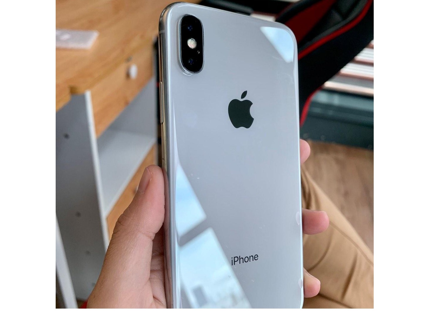 Apple iPhone X (Used)