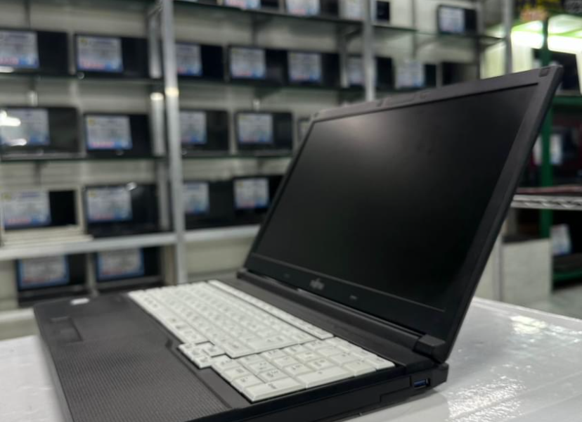 Fujitsu 7th gen Laptop