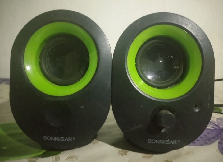 High quality computer speakers