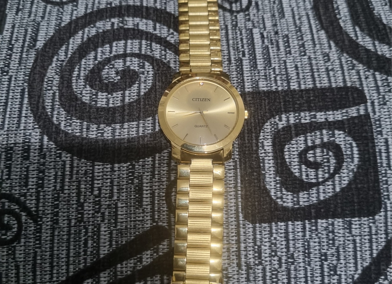 brand new Citizen gold