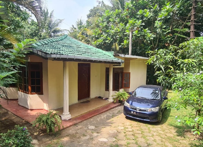 kundasale house for sale 165 lkhs