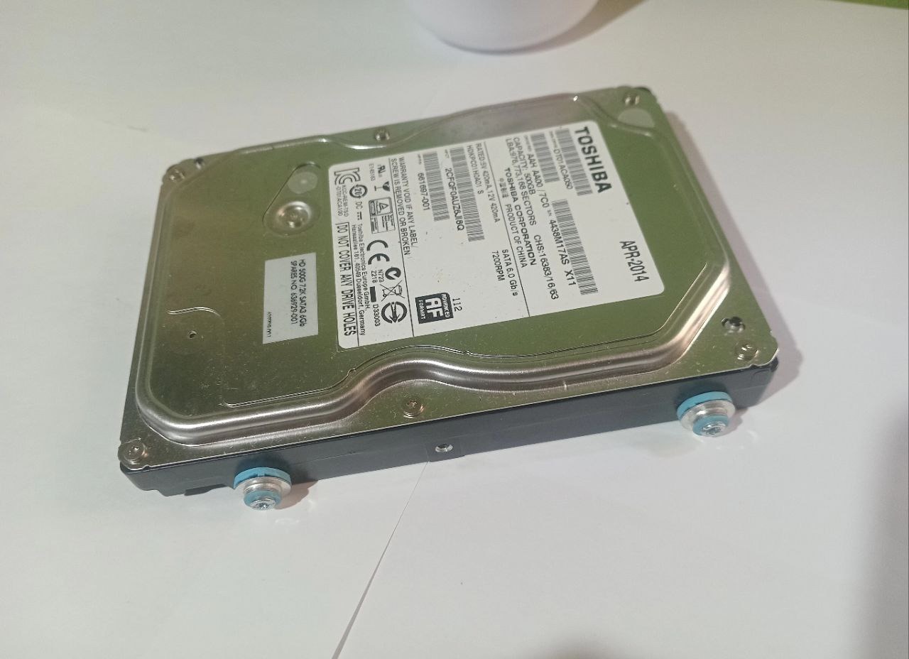 Toshiba DT01ACA050 500 GB 3.5-Inch Internal Hard Drive 500