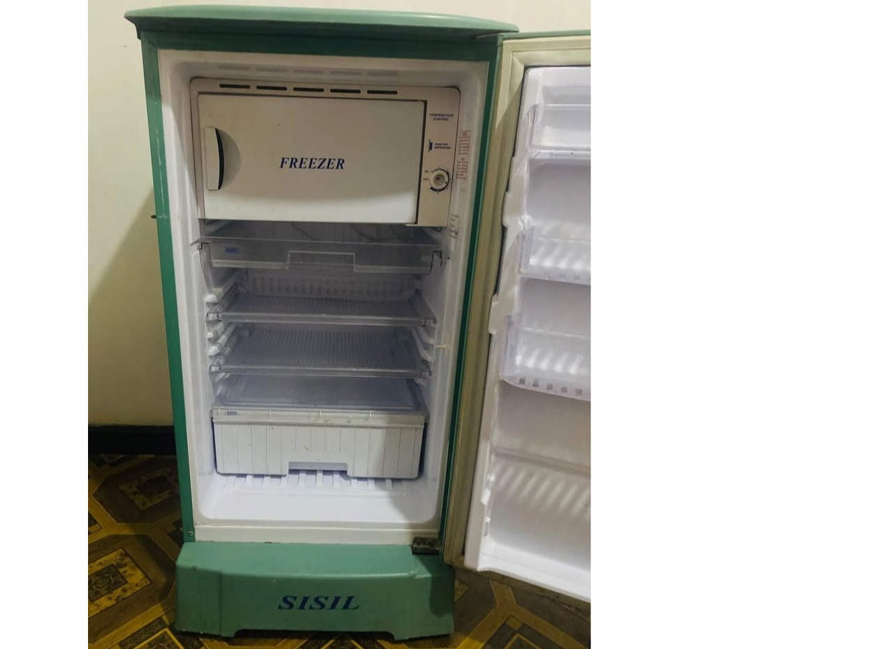 SISIL Refrigerator