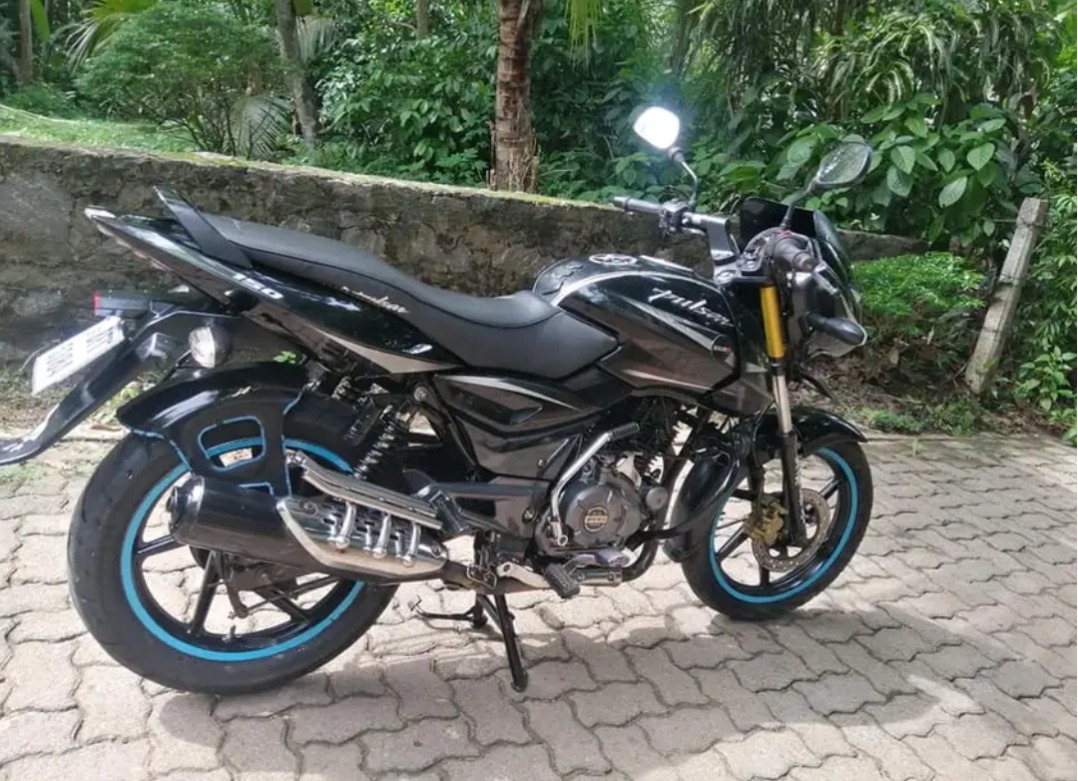 Pulsar 150