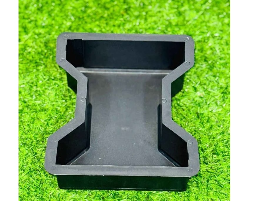 Interlock Plastic Mould 5pcs (Delivery Charge 430/- (More Than 1KG)