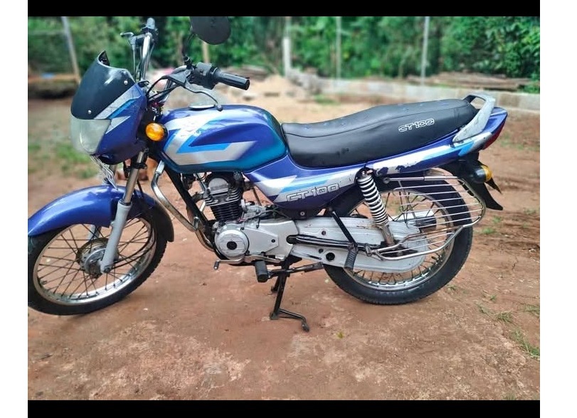 2005 Bajaj Ct 100