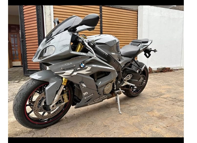 BMW S1000RR