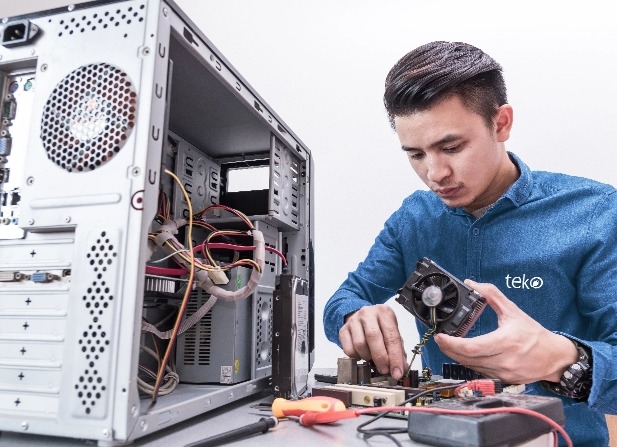 Looking for computer hardware vacancy 🧑‍🔧