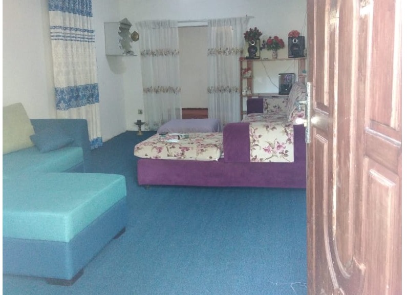 Nuwaraeliya city Land with 6 bed house for sale