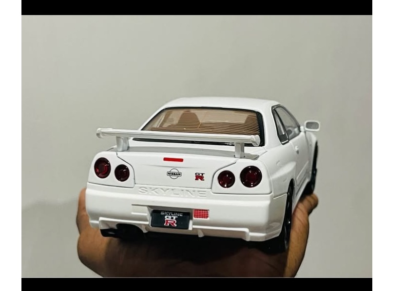1:24 Scale Nissan GTR R34 die cast metal alloy model cars