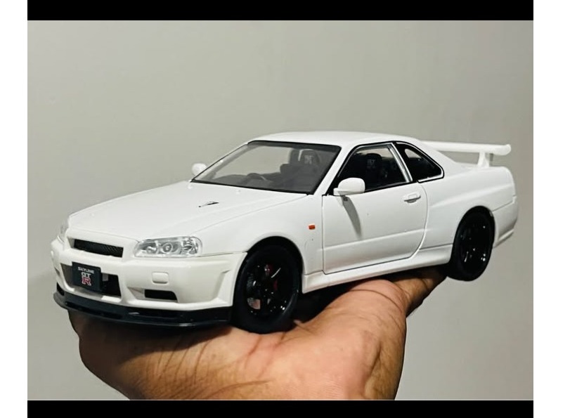 1:24 Scale Nissan GTR R34 die cast metal alloy model cars
