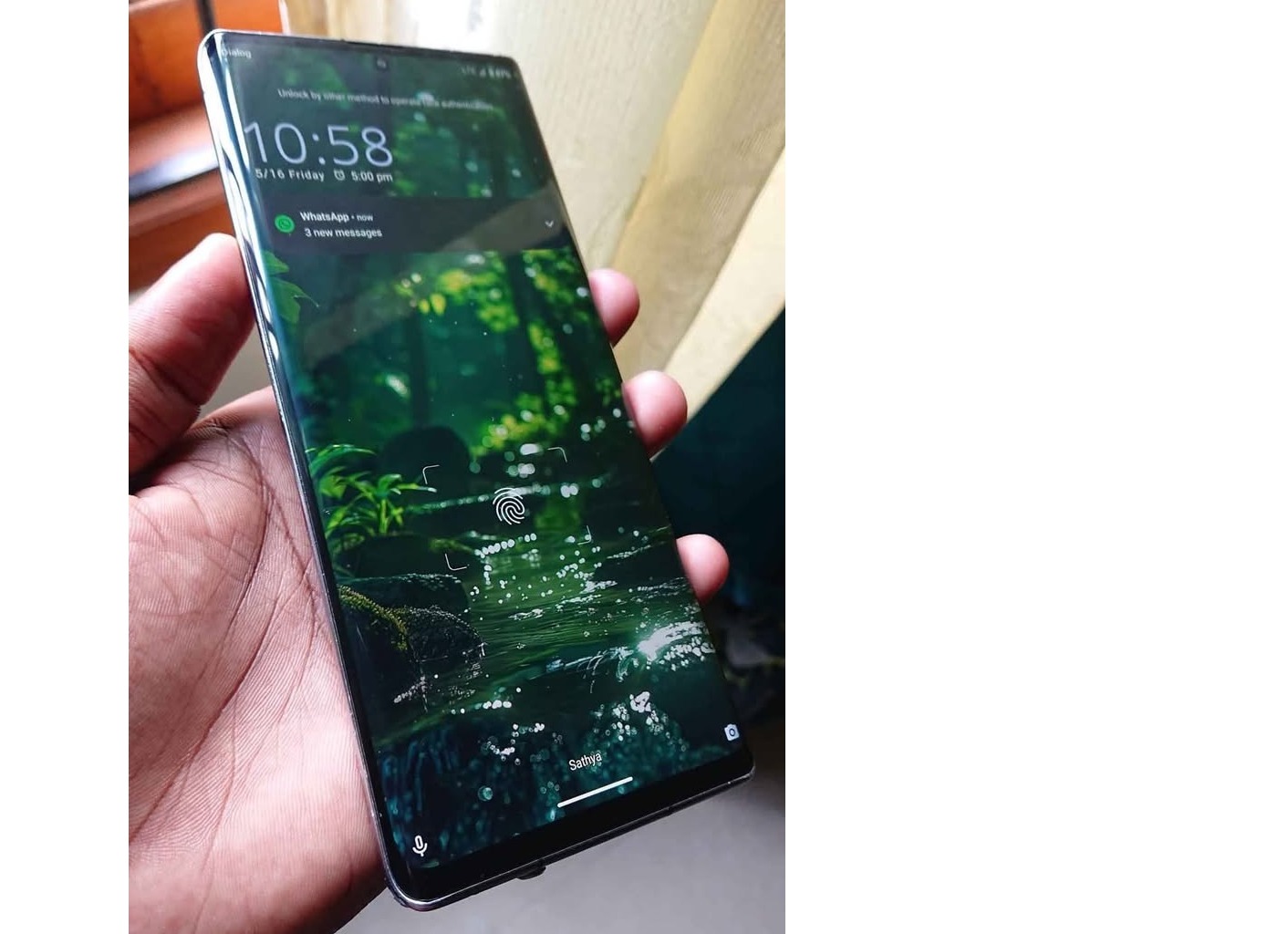 Phone (Sharp aquos r6 5g)