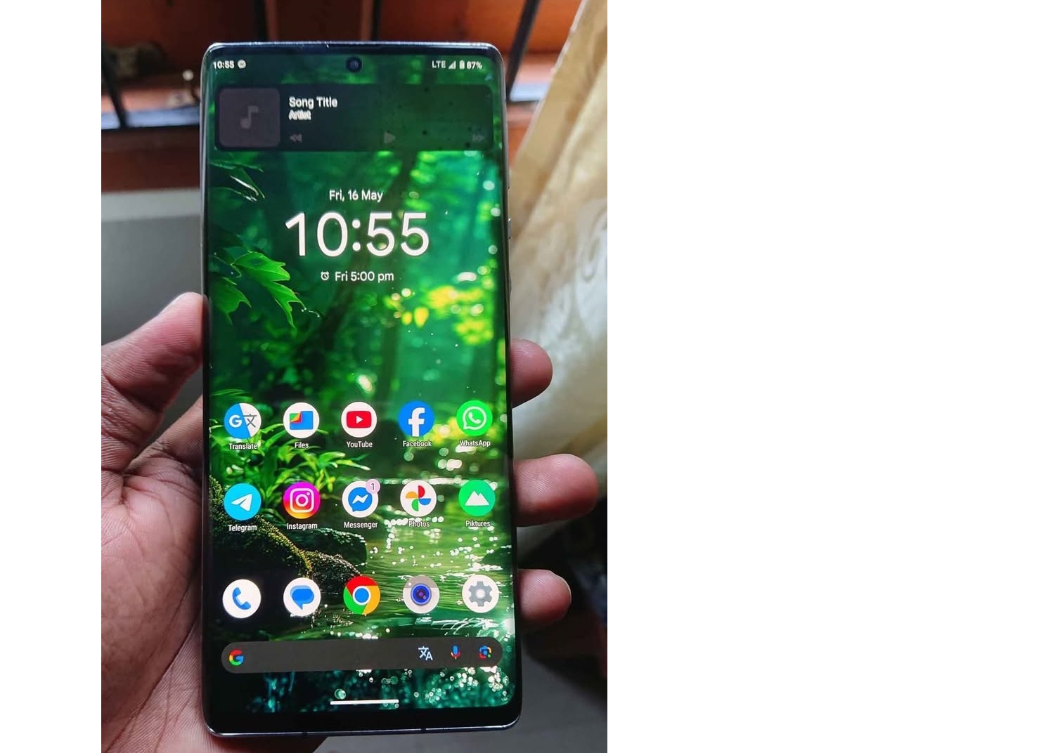 Phone (Sharp aquos r6 5g)