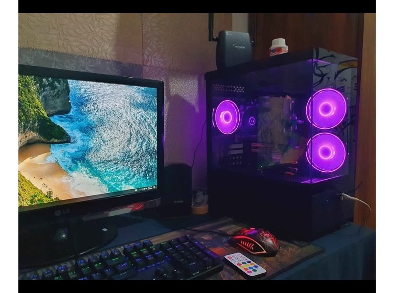 Intel i 7  pc ( 55n full set pc money  urgent )
