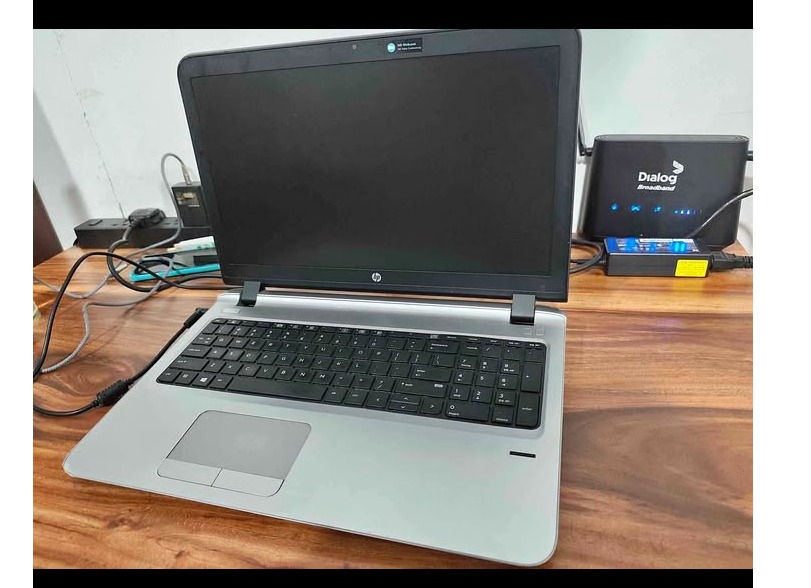 Core i5-6th Gen Laptop-DDR 4- 8Gb Ram-500 GB HARD DISK-Windows 10 pro genuine