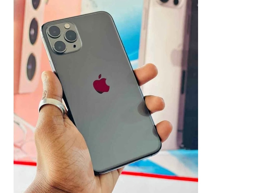 I phone 11pro 🇯🇵 256GB  🔋79%