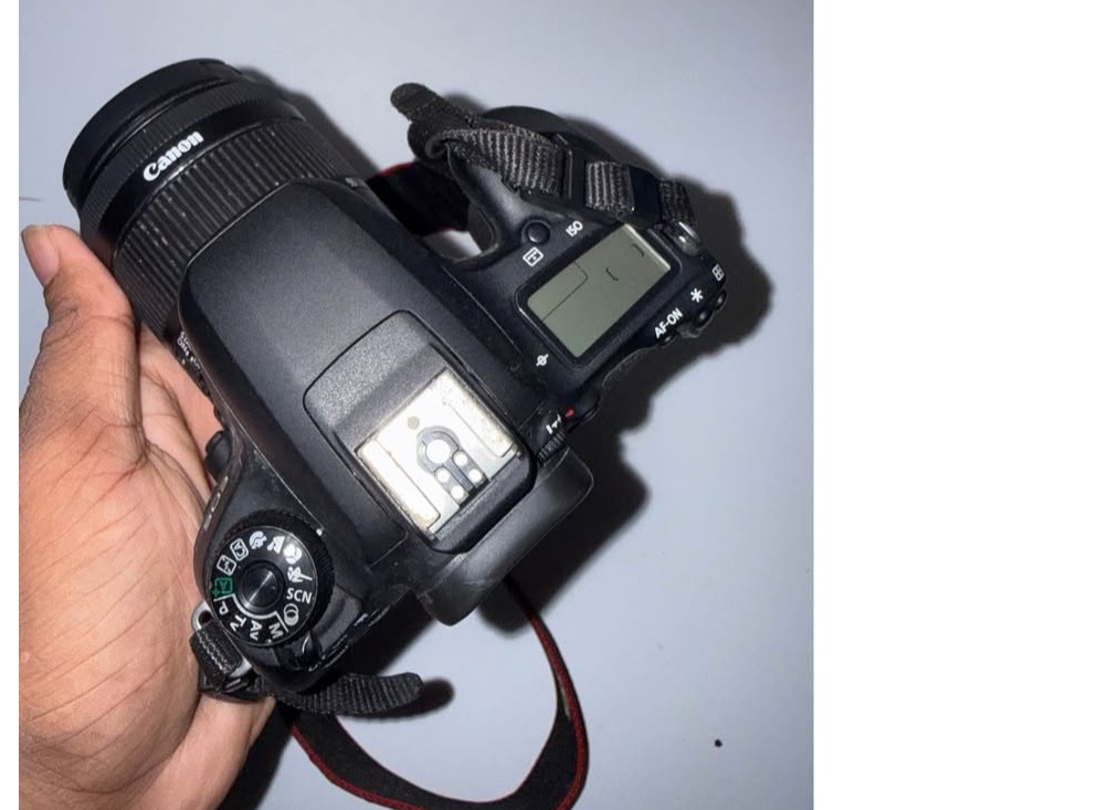 Canon EOS 77D Camera 📷